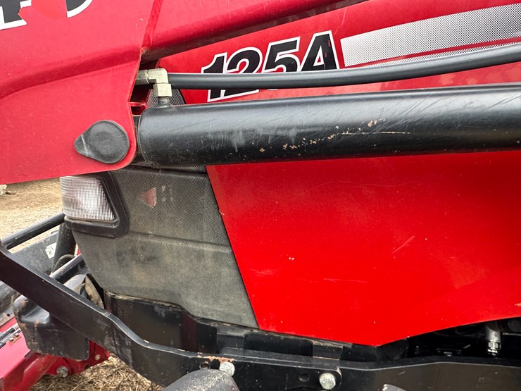 #38413-•-case-125a-mfwd-tractor-image-26