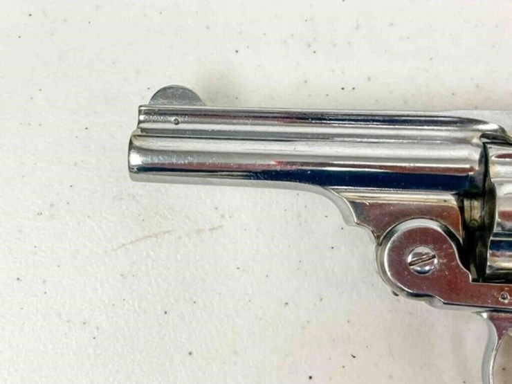 smith-&-wesson-revolver-image-5