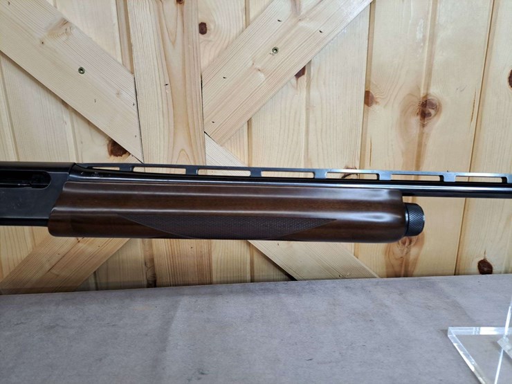 remington-model-1100-.410-semiauto-shotgun-image-5