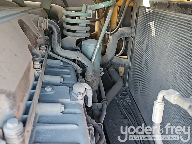 2005-volvo-a30-image-27