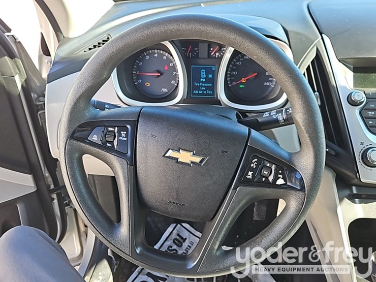 2015-chevrolet-equinox-image-27