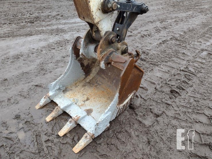 2014-bobcat-e35-image-19