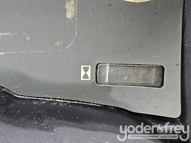 john-deere-gator-image-25