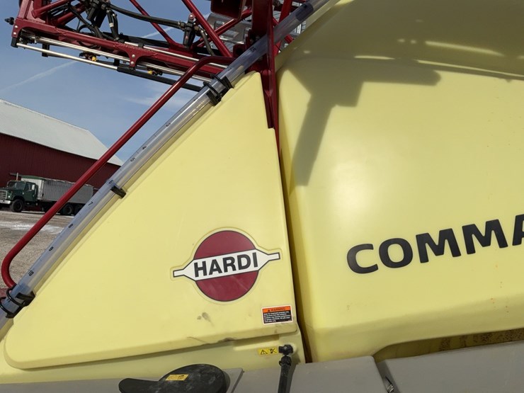 2024-hardi-commander-45-pull-type-sprayer-image-20