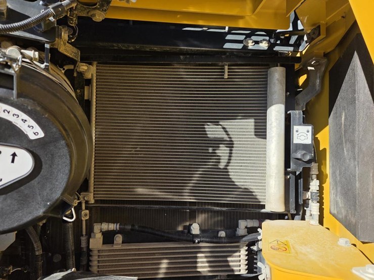 2021-komatsu-pc130-11-image-36