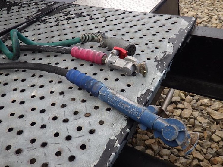 2016-international-prostar-image-17