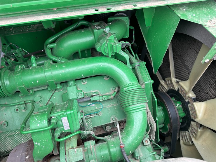 #38409-•-2014-john-deere-s680s-prwd-combine-image-69