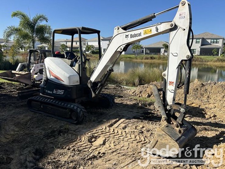 2018-bobcat-e35i-image-3