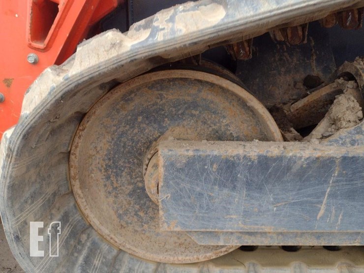 2017-kubota-svl95-2s-image-24