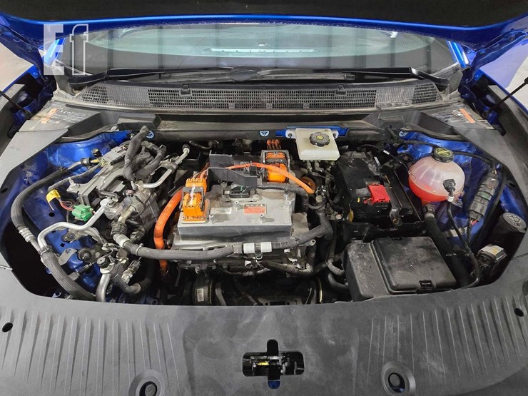 2024-chevrolet-equinox-image-16