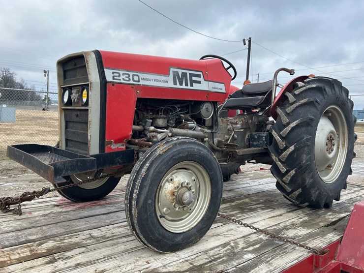massey-ferguson-230-image-1