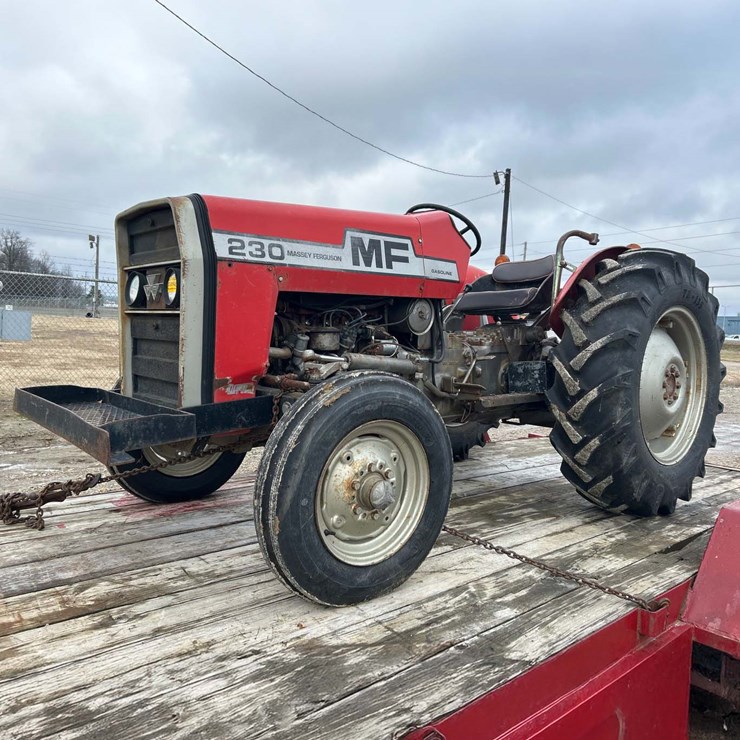 MASSEY-FERGUSON 230
