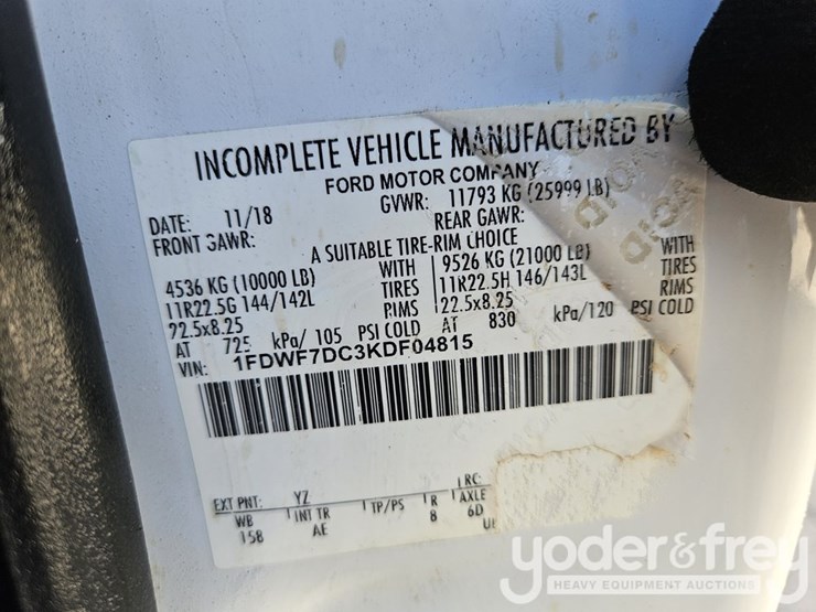 2019-ford-f750-image-33