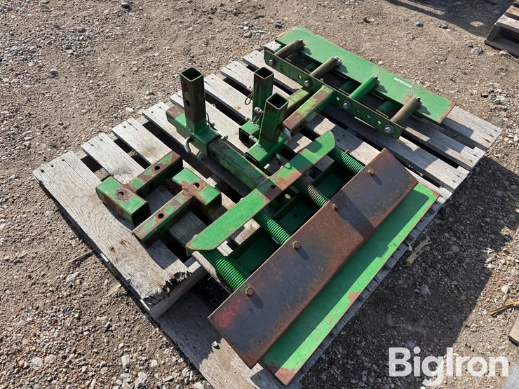 30"-spring-loaded-smoother/smasher-units-image-1