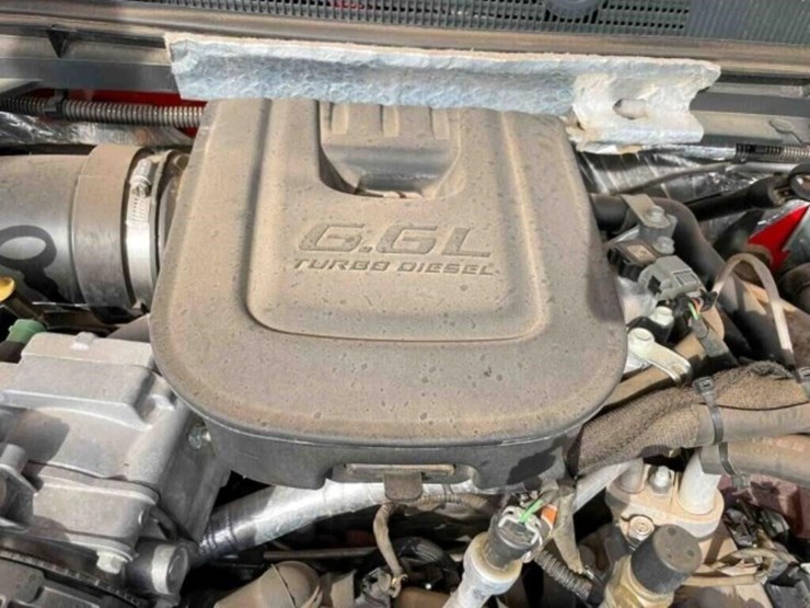 2016-gmc-2500-image-38