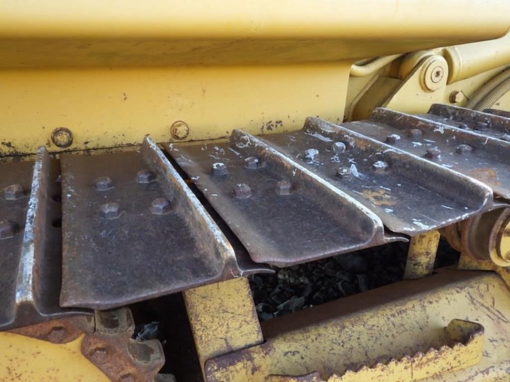 caterpillar-d3c-image-12