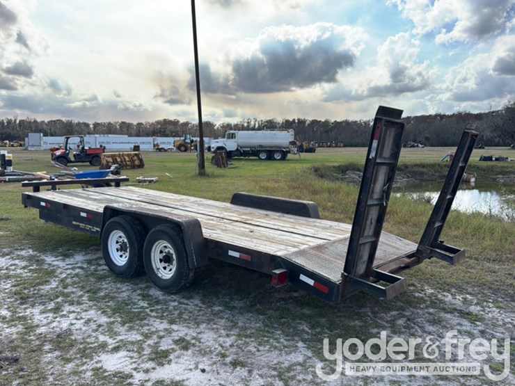 tandem-axle-equipment-trailer,-pintle-hitch,-ramps,-14,000lb-gvwr-image-2