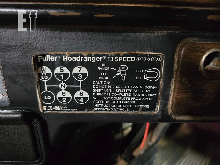 1985-freightliner-6163-image-16