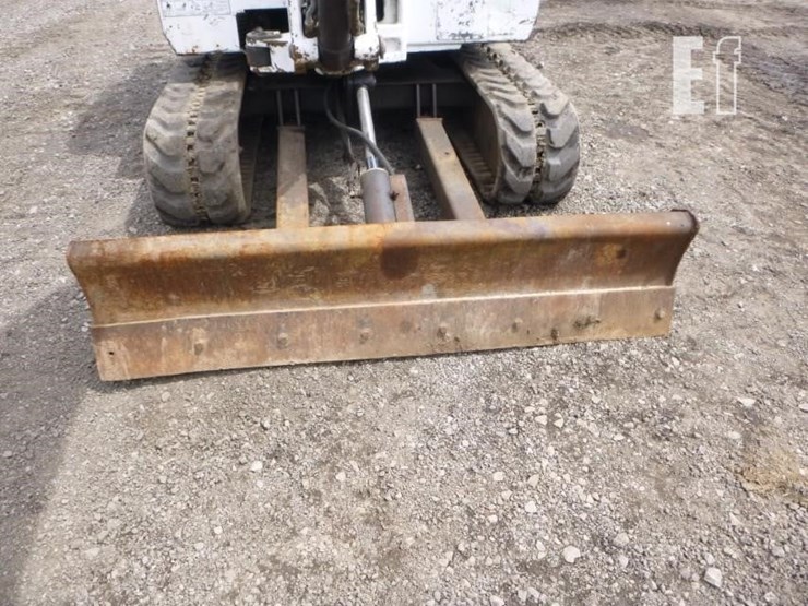 2001-bobcat-331e-image-18