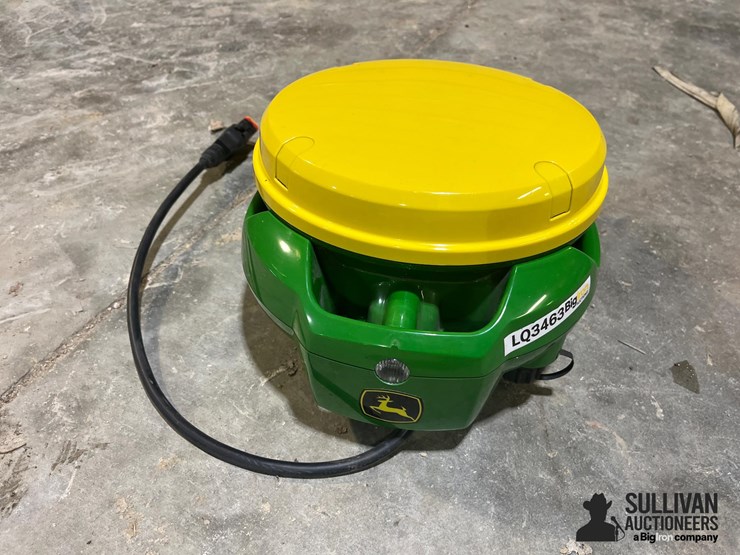 john-deere-7000-image-2