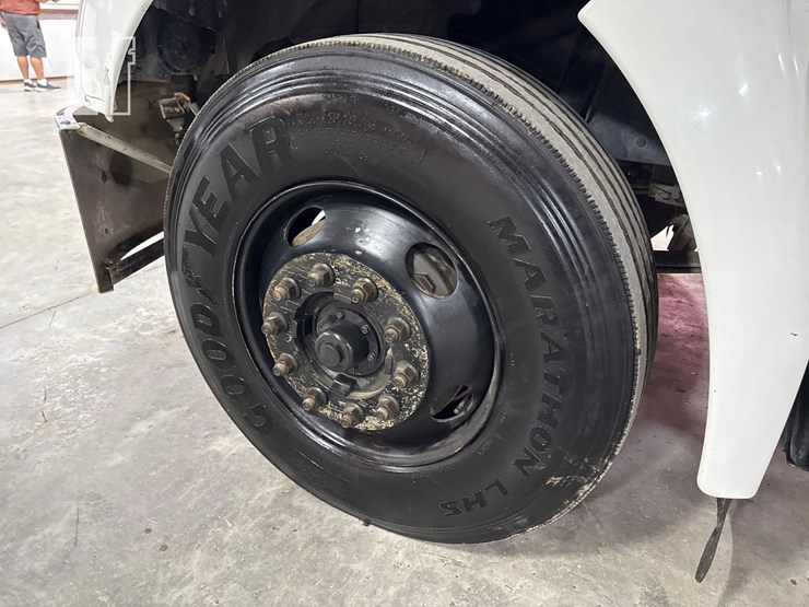 2015-kenworth-t370-image-31