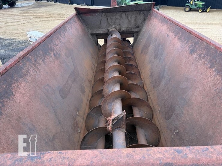 1992-freightliner-fld120-image-9