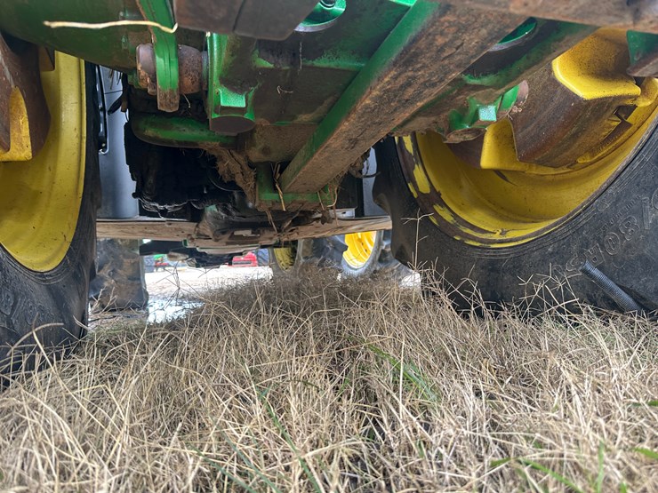 2010-john-deere-8345r-image-29