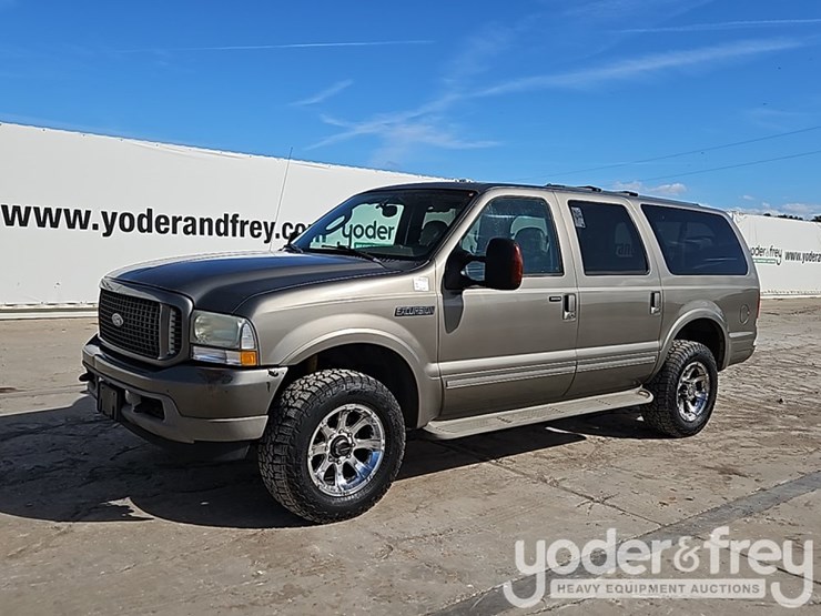 2004-ford-excursion-limited-image-1