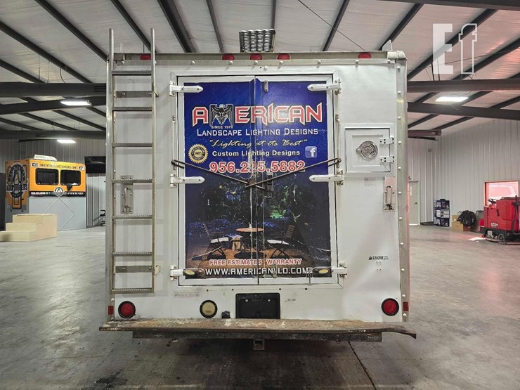 2006-ford-e350-sd-image-8