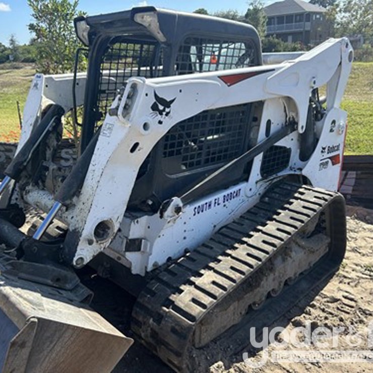2022 BOBCAT T740