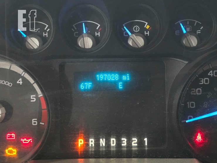 2015-ford-f550-image-12