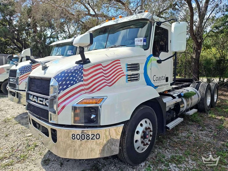 2020-mack-anthem-t/a-wet-kit-day-cab-truck-tractor-image-1