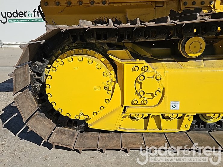 2023-komatsu-d71px-24-image-10