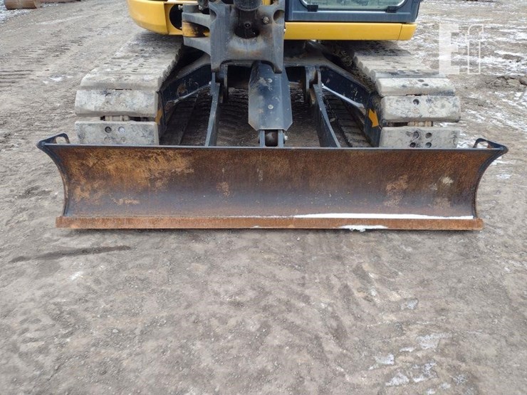 2021-deere-85g-image-19