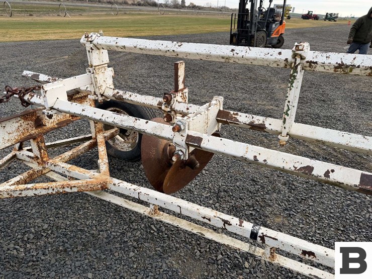 13'-toolbar-w/-custom-carrier-cart-image-12