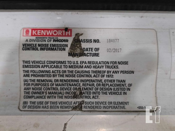 2017-kenworth-t880-image-42