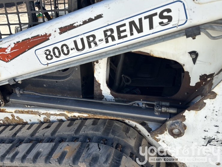 2019-bobcat-t450-image-21