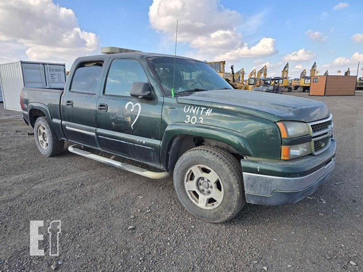 2006-chevrolet-silverado-1500-image-2