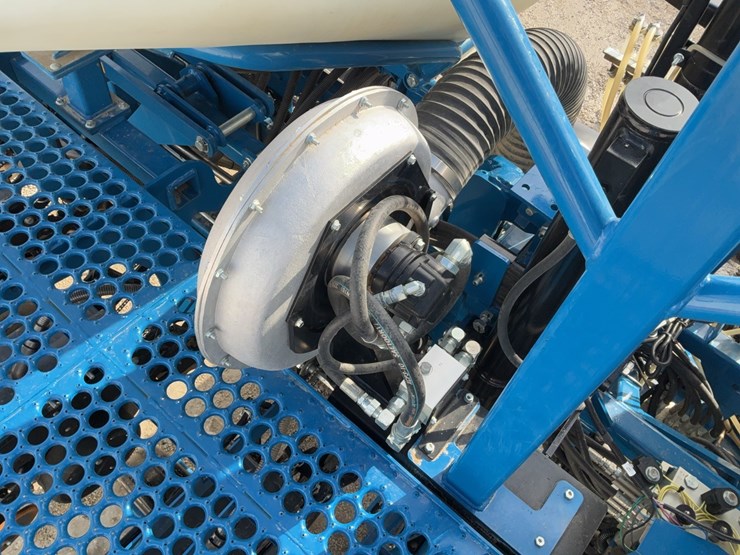 kinze-3600-image-64