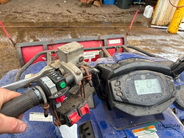 2016-yamaha-grizzly-with-power-steering-showing-519-hours-image-10