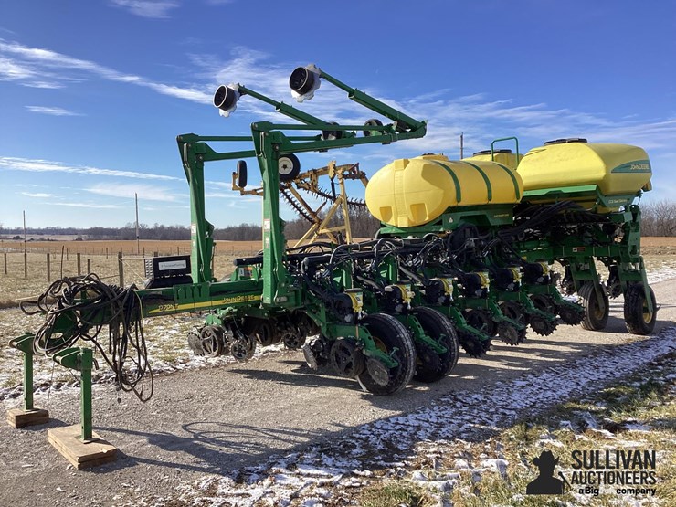 2008-john-deere-1770-image-1