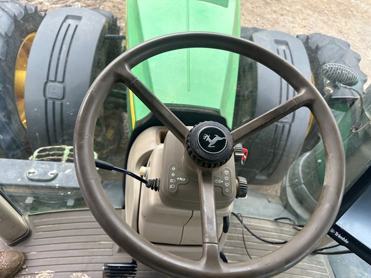 2010-john-deere-8345r-image-60