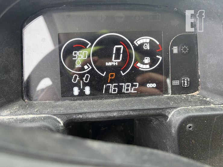 john-deere-gator-xuv-835m-image-17