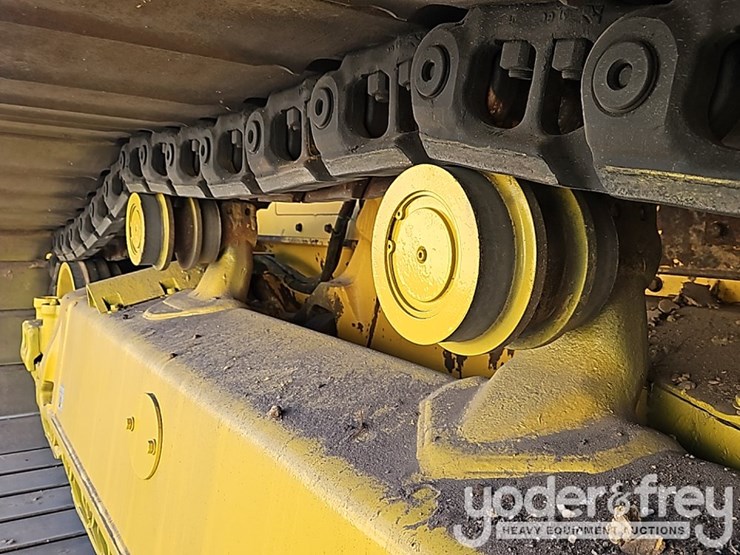 2022-komatsu-d61px-24-image-22