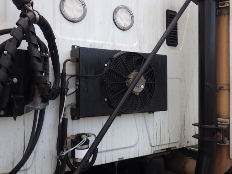 2016-international-prostar-image-18