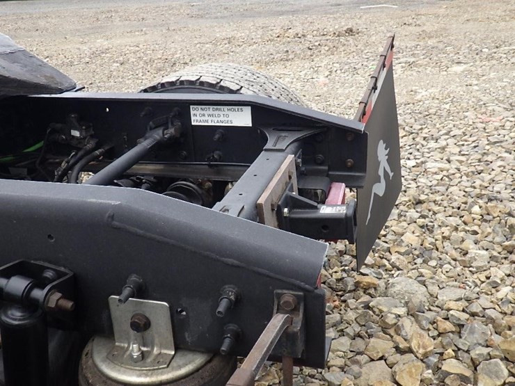 2016-international-prostar-image-9