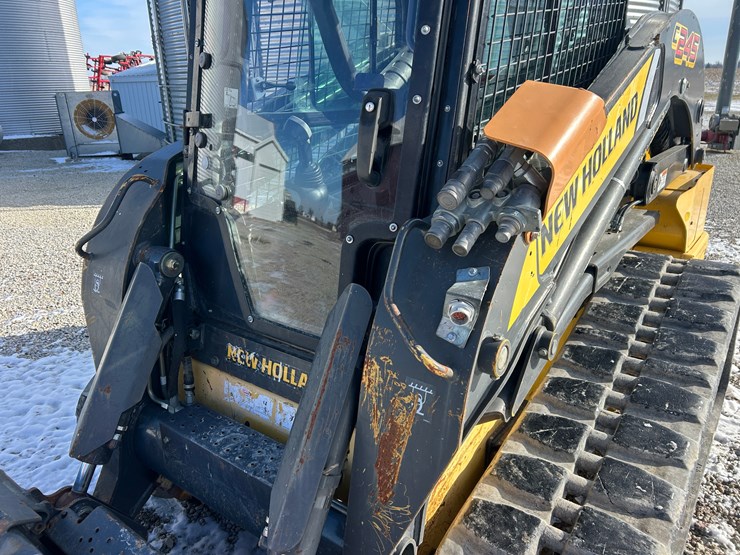 new-holland-c245-image-12