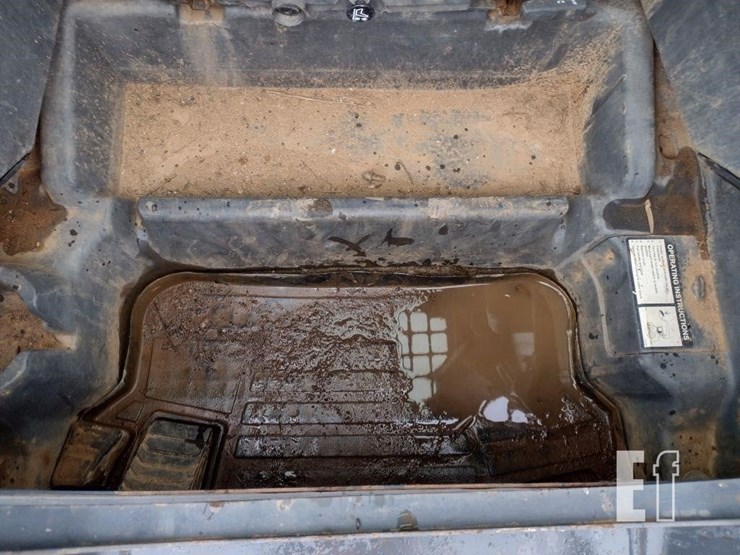 2021-deere-331g-image-12