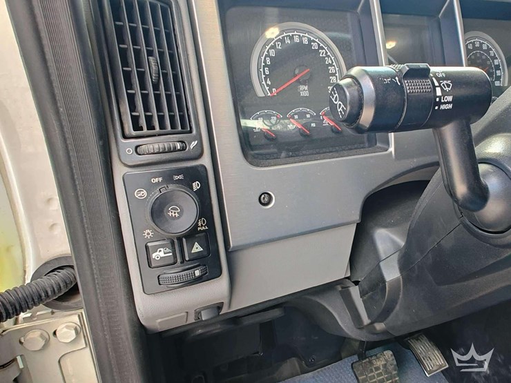 2022-mack-anthem-t/a-wet-kit-day-cab-truck-tractor-image-12