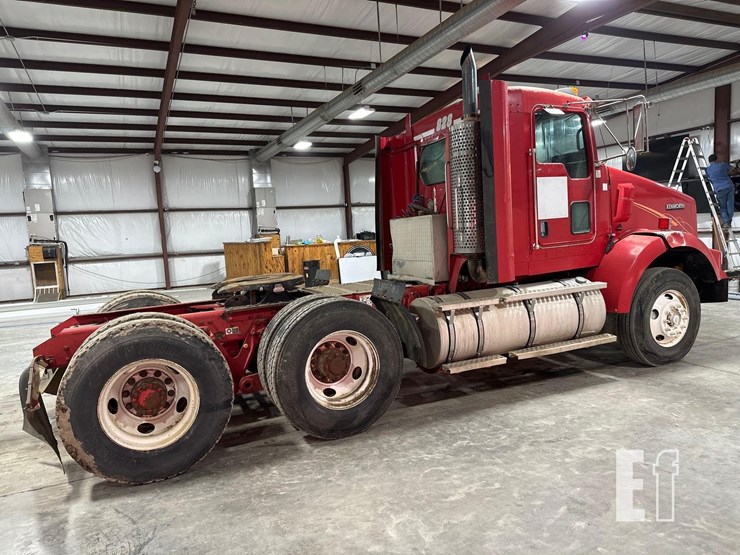 2006-kenworth-t800-image-4